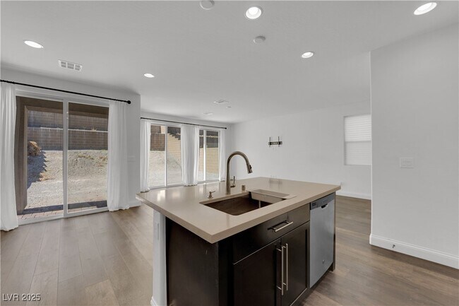 Building Photo - 12549 Lylan Ridge St