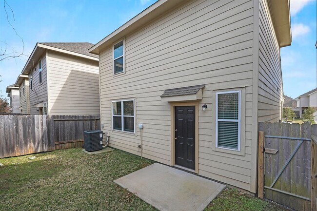 Building Photo - 2623 Bouvardia Wy