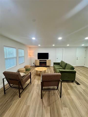 Building Photo - 889 Quail Creek Cir