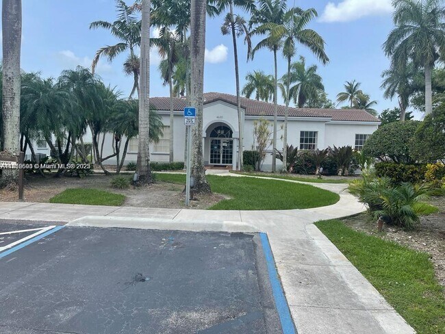 Building Photo - 4871 NW 97th Ct