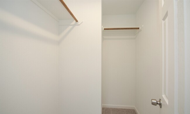 Building Photo - 1547 Airline Dr