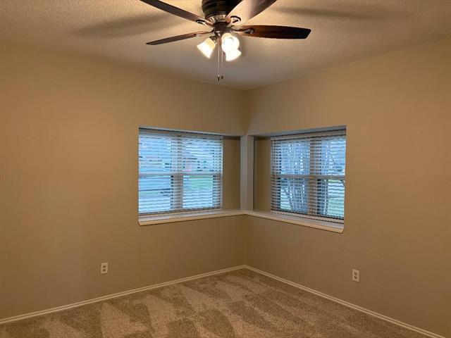 Building Photo - 610 Canterbury St