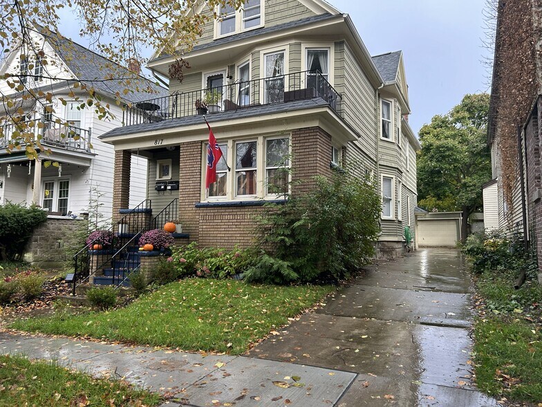 Primary Photo - 817 Ashland Ave