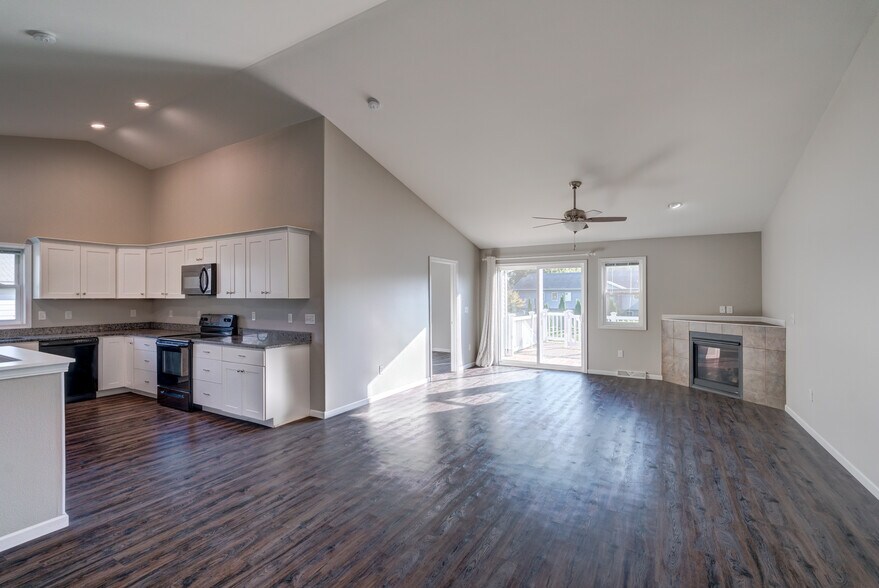 Open concept - 846 Thompson Drive