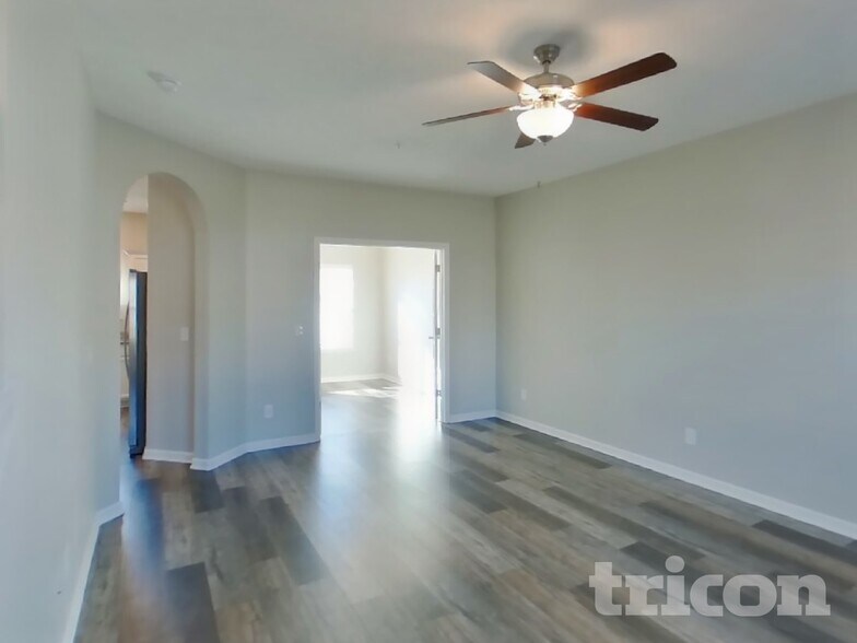 Building Photo - 383 Middleton Ln