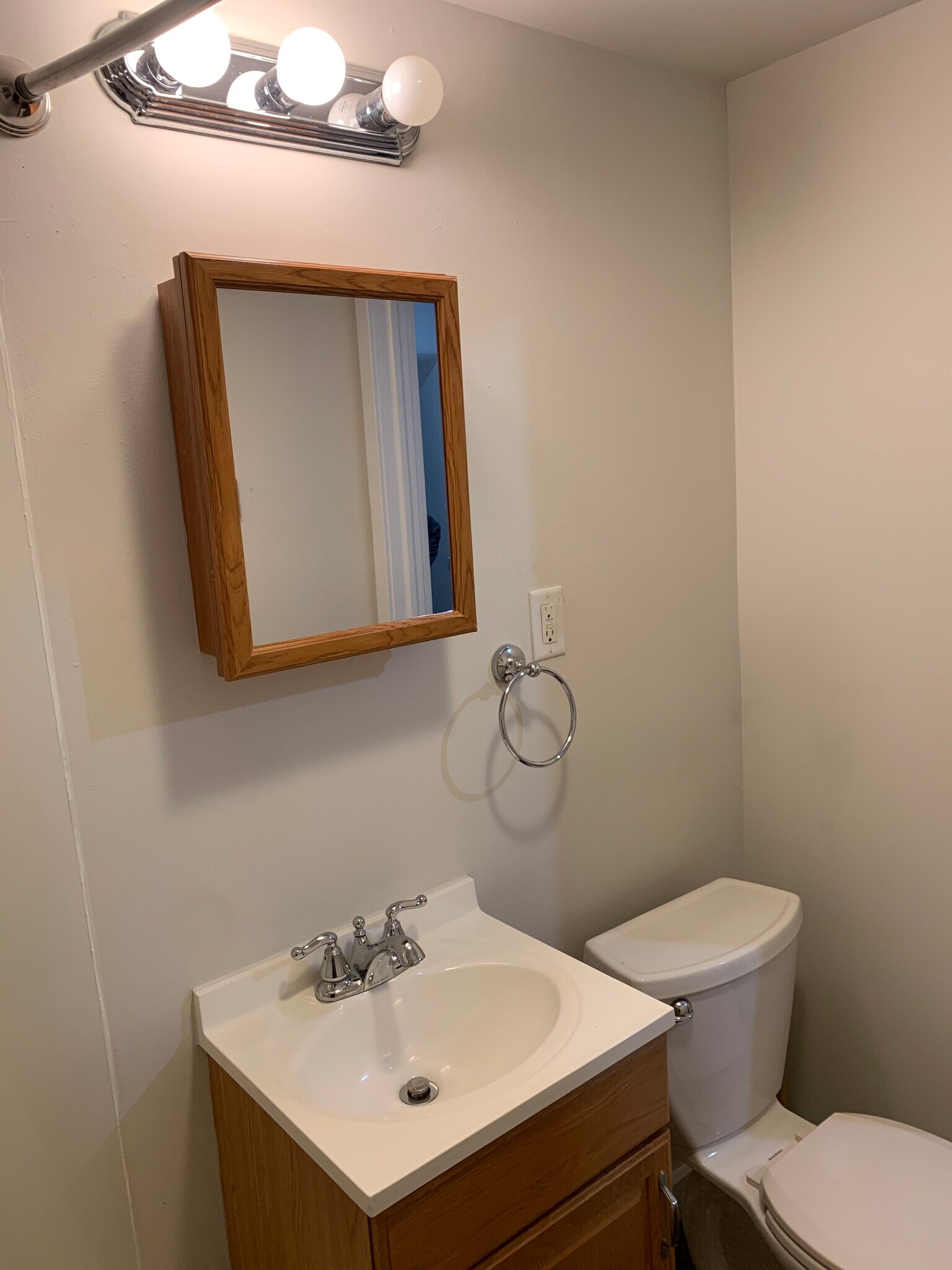 Bathroom - 281 Oak Dr