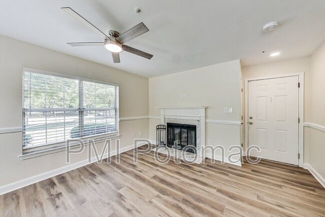 Building Photo - 10301 Westridge Dr