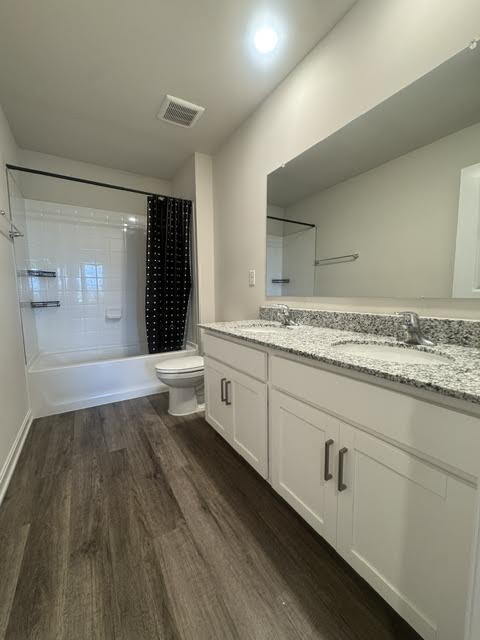Building Photo - Spacious 5-Bedroom Home with Finished Basement on Corner Lot in Stephens City
