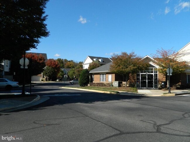 Building Photo - 7574 Great Swan Ct