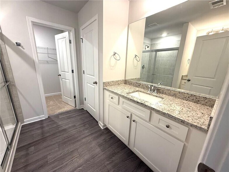 Building Photo - 401 Lanier Cir