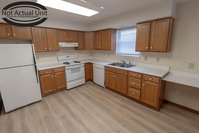 Building Photo - 3314 Belle Meade Dr