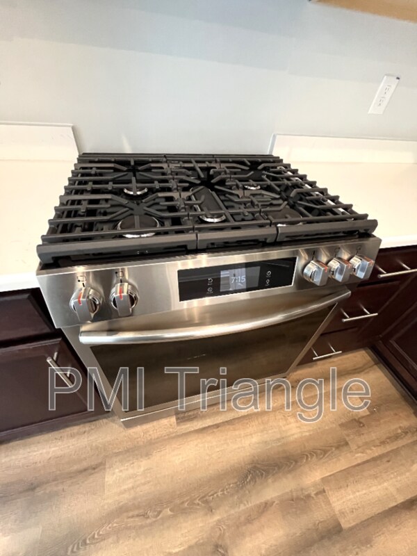 Building Photo - 272 Shingle Oak Rd