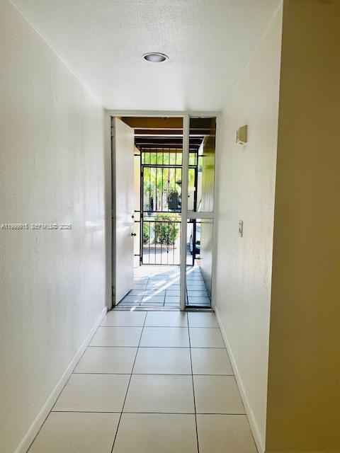 Building Photo - 16119 Kingsmoor Way