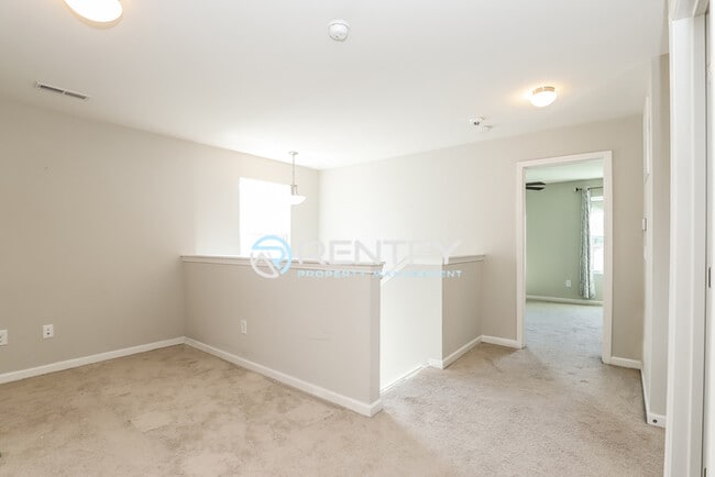 Building Photo - 370 Inlet Pl Dr