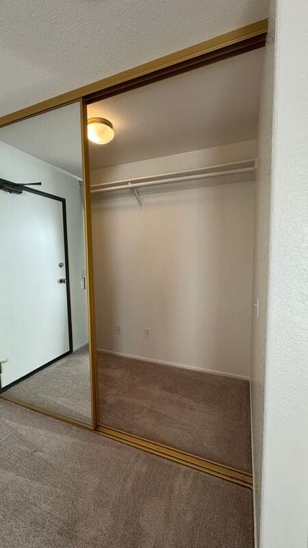 Building Photo - 452 E Bougainvillea Ln