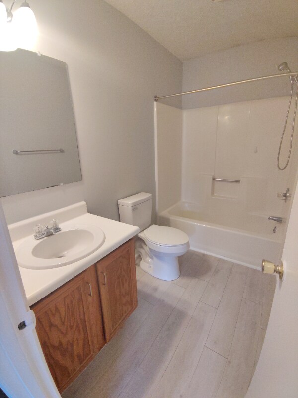 Building Photo - 9 Fonda Dr