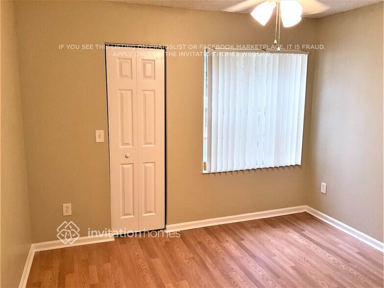 Building Photo - 5833 Eagle Cay Ln