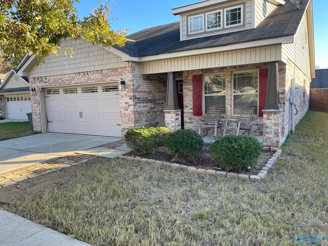 Building Photo - 709 Oak Cove Ln NW