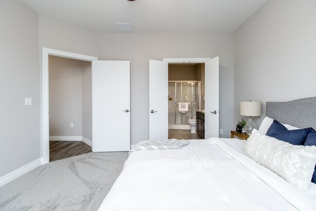 Building Photo - Beautiful Villa in Independent Senior Living Community 55+