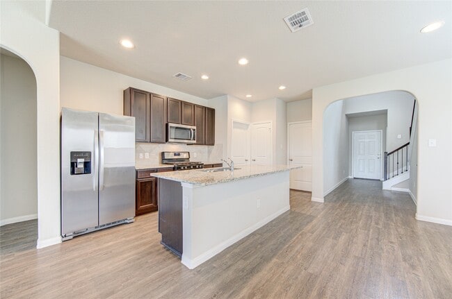 Building Photo - 3707 W Alessano Ln