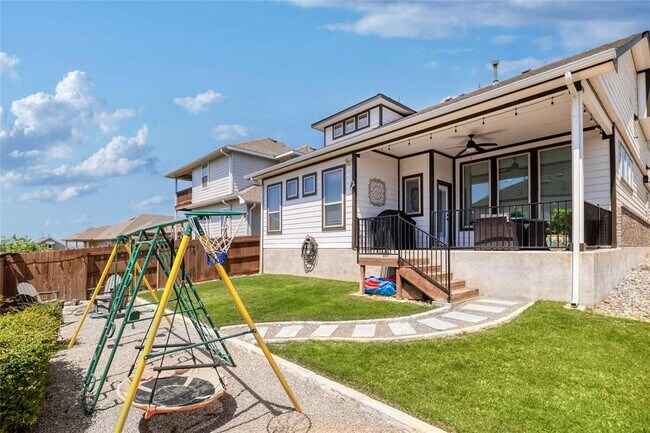 Building Photo - 505 Saturnia Dr