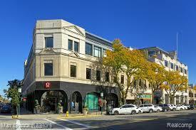 Building Photo - 600 W Brown St