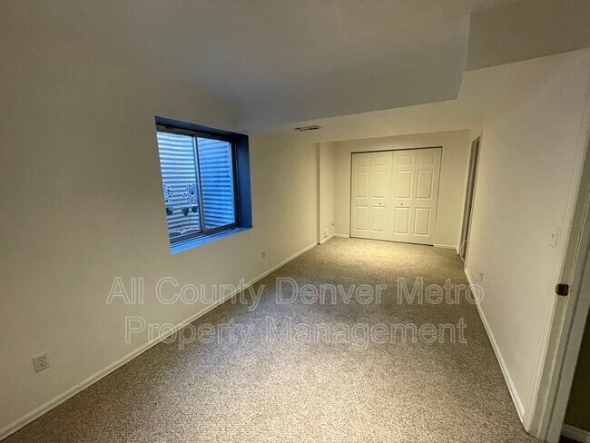 Building Photo - 451 Grey Swallow St