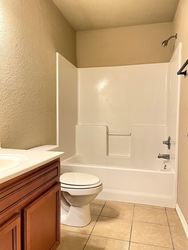 Building Photo - 1063 W Malibu St