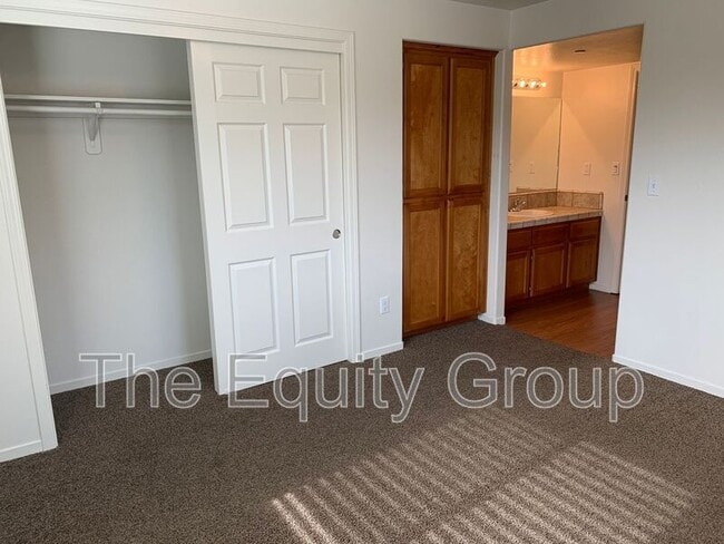 Building Photo - 2921 N Crowe St