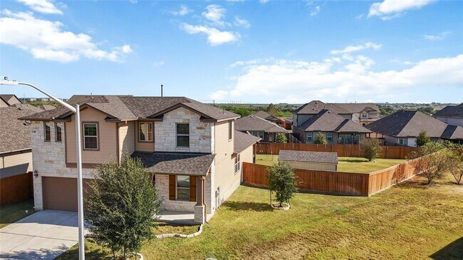 Building Photo - 137 Gray Wolf Dr