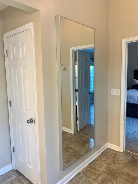 Master Bathroom - 1624 Caswell Pkwy
