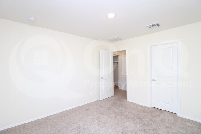 Building Photo - 2573 N Mcdonald Ln