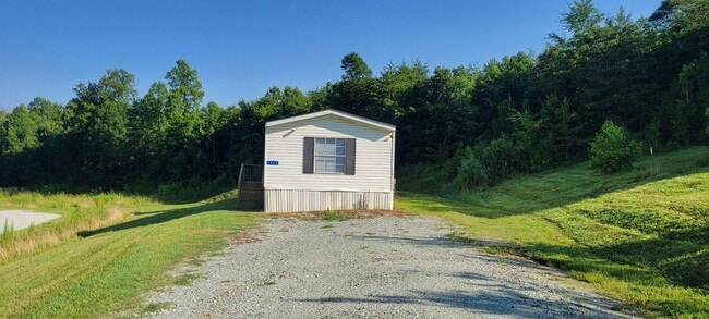Building Photo - Ready to Move in