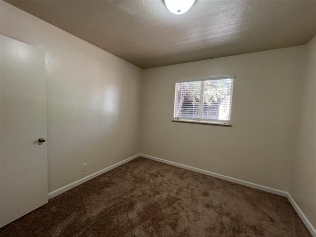 Building Photo - 4741 San Juan Ave