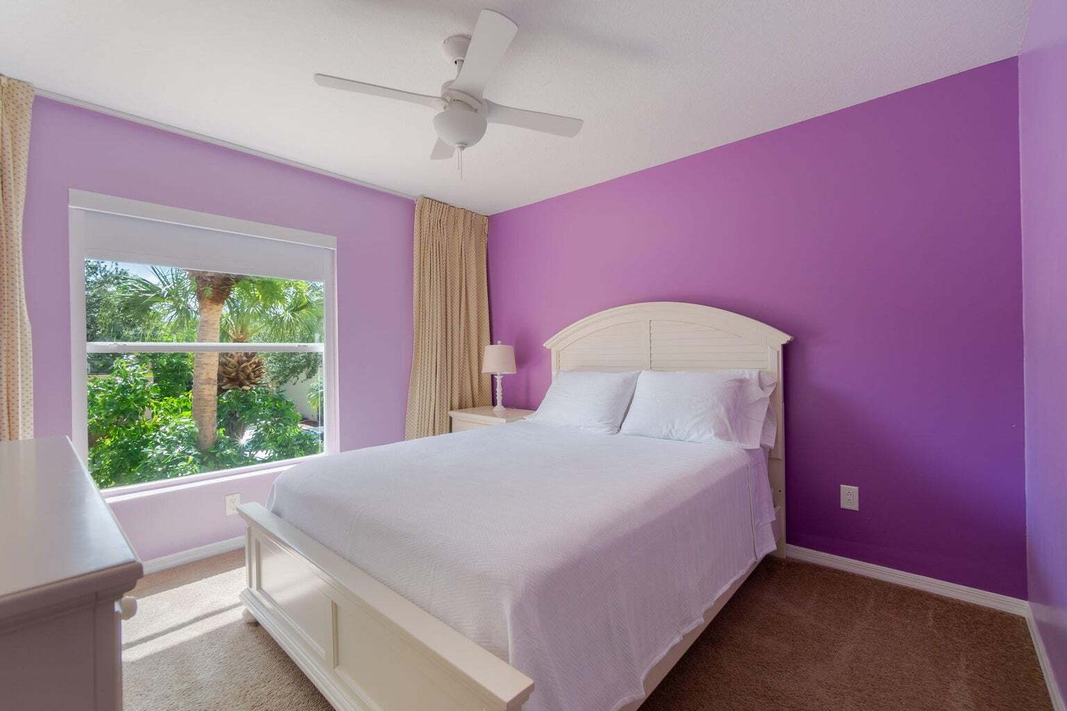 Building Photo - 213 River Bluff Ln