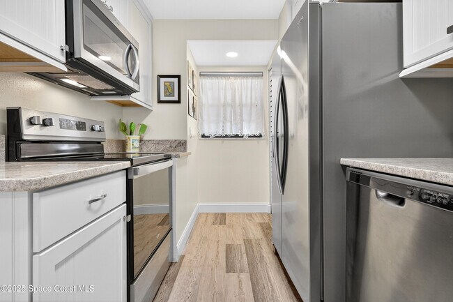 Building Photo - 383 N Atlantic Ave