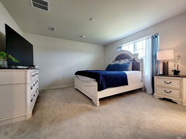Building Photo - 12049 Angora Dr