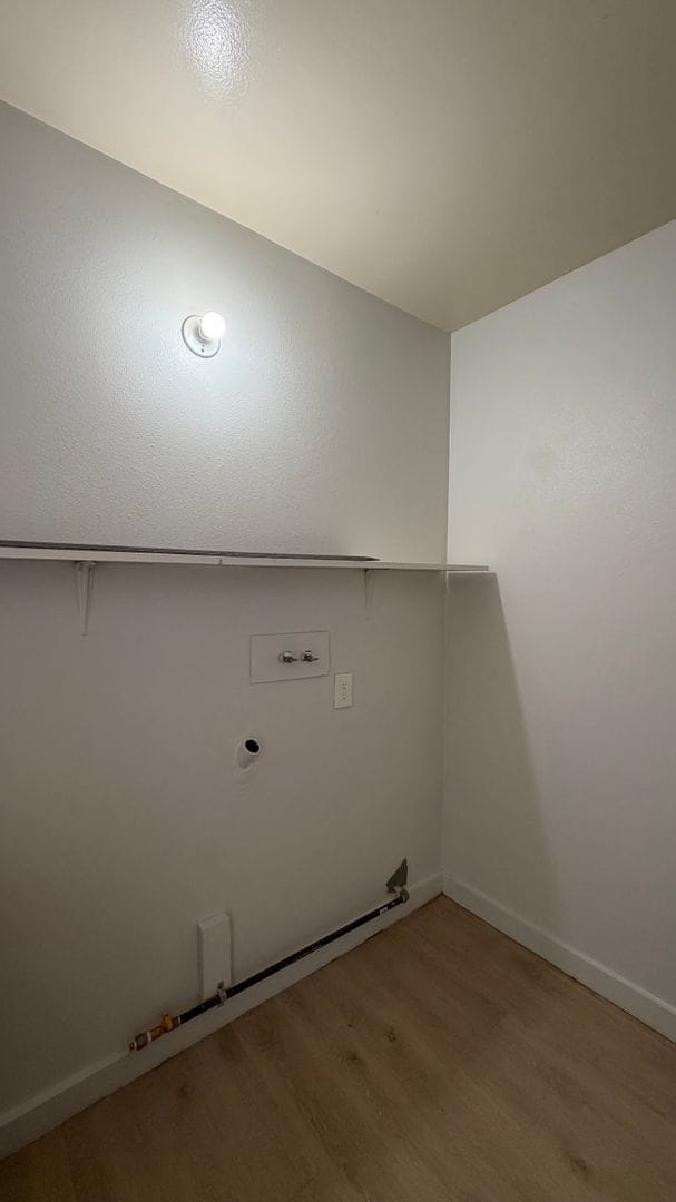 Building Photo - 566-568 7th St