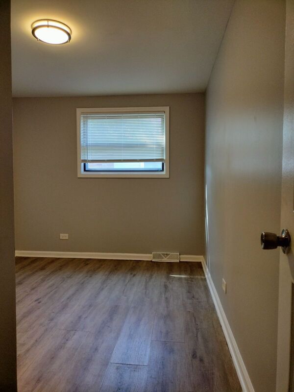 Building Photo - 11540 S Peoria St