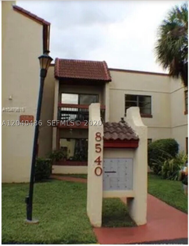 Building Photo - 8540 SW 149th Ave