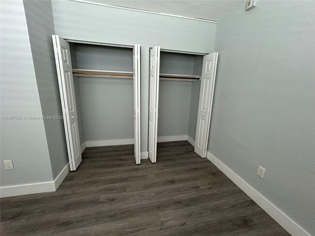 Building Photo - 1334 Alton Rd