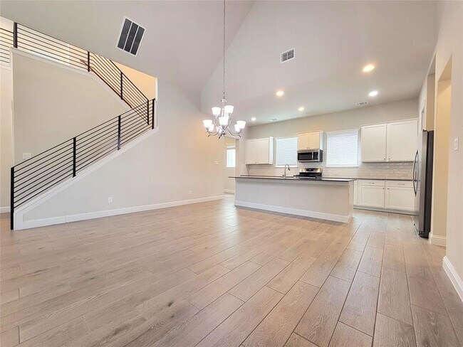 Building Photo - 601 C-Bar Ranch Trl