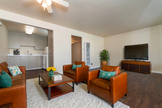 1 Bedroom Staged - Park Manor Apartments
