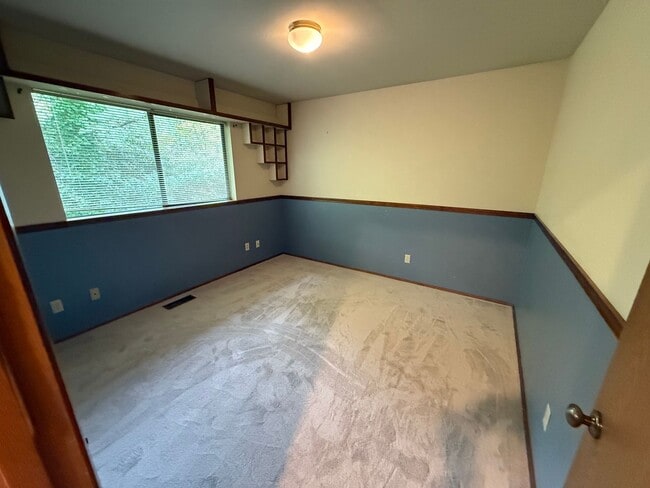 Building Photo - Beautiful Spacious Home in Mukilteo