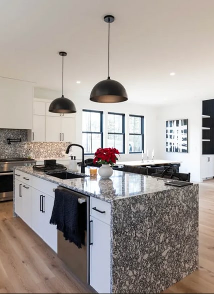 Building Photo - 171 High Winds Dr