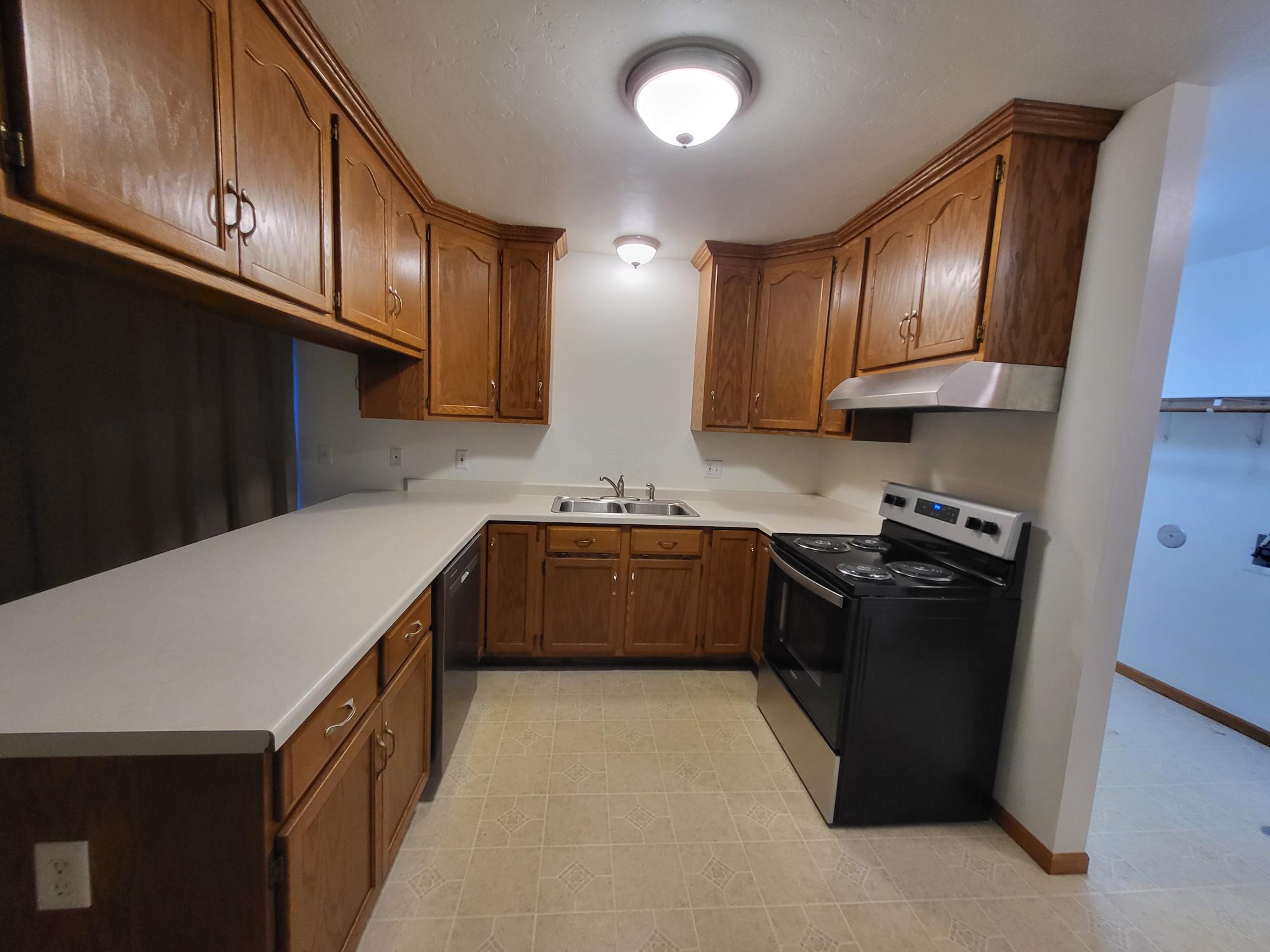 Building Photo - 4944 Rosewood Ct
