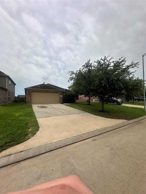 Building Photo - 15603 Walnut Leaf Ln