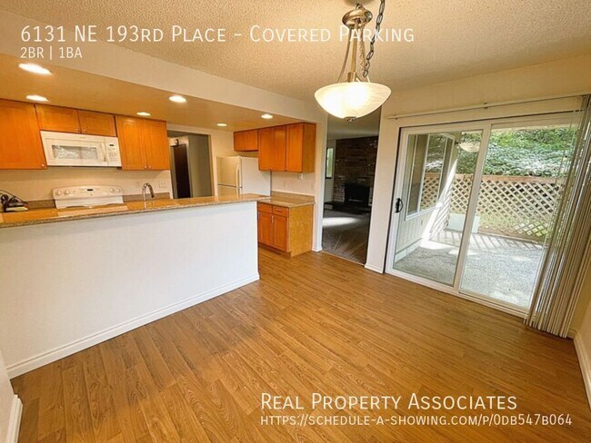 Building Photo - 6131 NE 193rd Pl