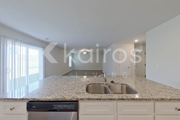 Building Photo - 354 Common Reed Dr
