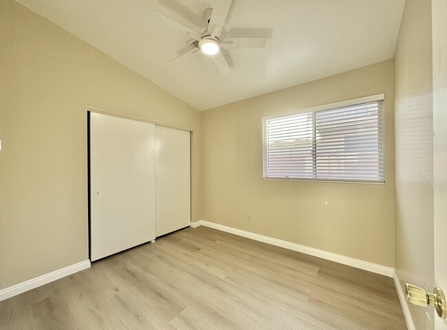 Building Photo - 1009 Torington Dr